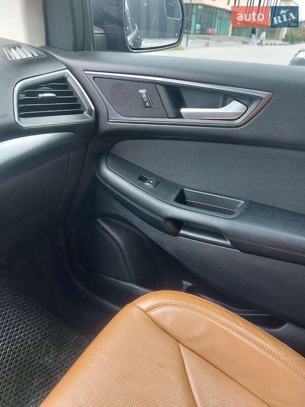 Внедорожник / Кроссовер Ford Edge 2017 в Хмельницком