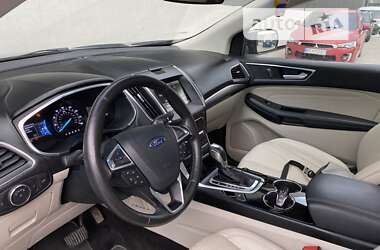 Внедорожник / Кроссовер Ford Edge 2015 в 