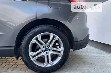 Внедорожник / Кроссовер Ford Edge 2015 в 