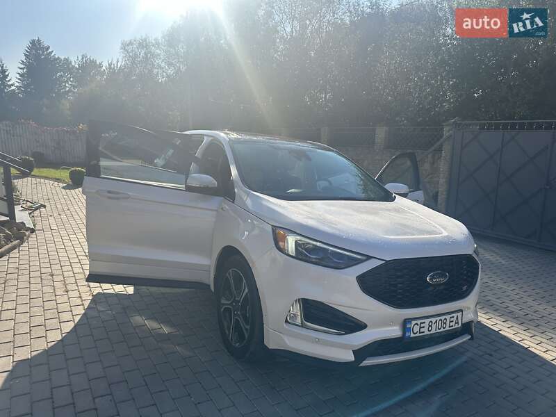 Внедорожник / Кроссовер Ford Edge 2018 в Черновцах