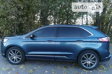 Внедорожник / Кроссовер Ford Edge 2018 в 