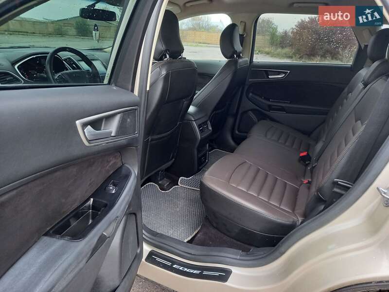 Внедорожник / Кроссовер Ford Edge 2017 в Хмельницком