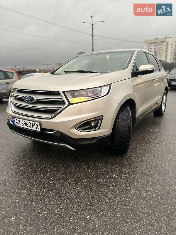 Ford Edge 2016