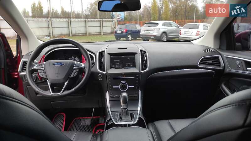 Внедорожник / Кроссовер Ford Edge 2015 в Горишних Плавнях