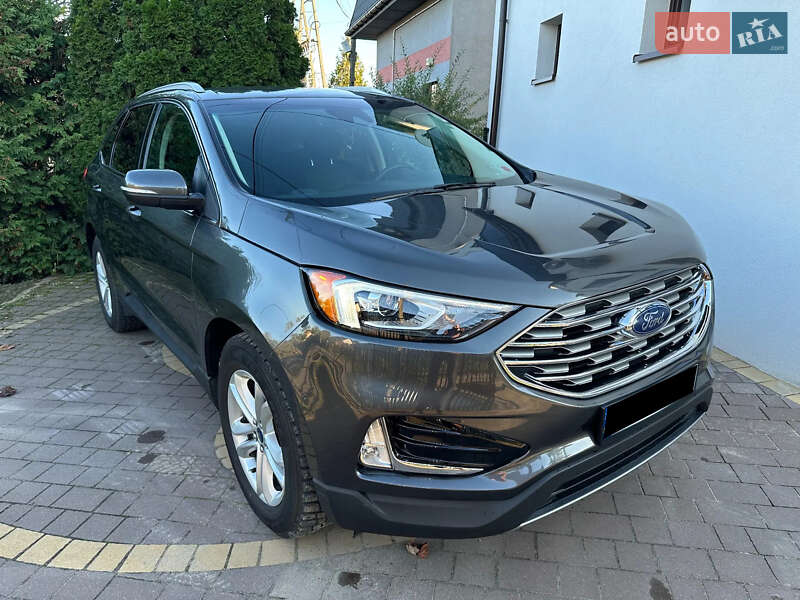 Внедорожник / Кроссовер Ford Edge 2019 в 