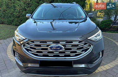 Внедорожник / Кроссовер Ford Edge 2019 в 
