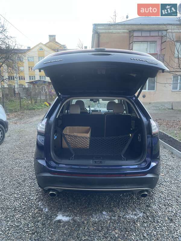 Позашляховик / Кросовер Ford Edge 2016 в Івано-Франківську
