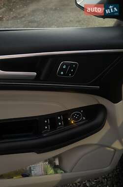 Позашляховик / Кросовер Ford Edge 2016 в Івано-Франківську