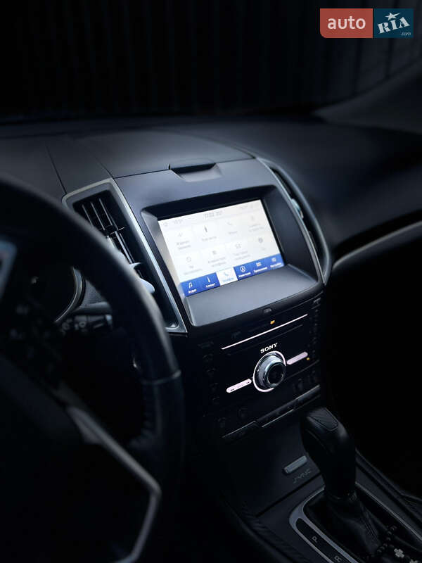 Внедорожник / Кроссовер Ford Edge 2016 в Киеве