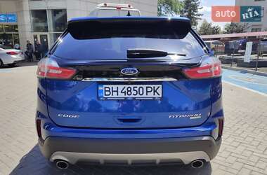 Внедорожник / Кроссовер Ford Edge 2020 в 