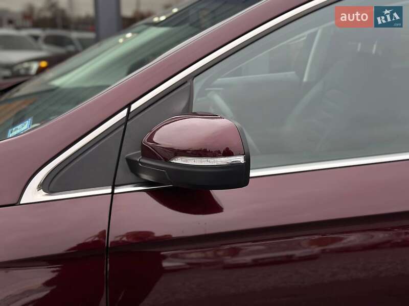 Позашляховик / Кросовер Ford Edge 2019 в Рівному