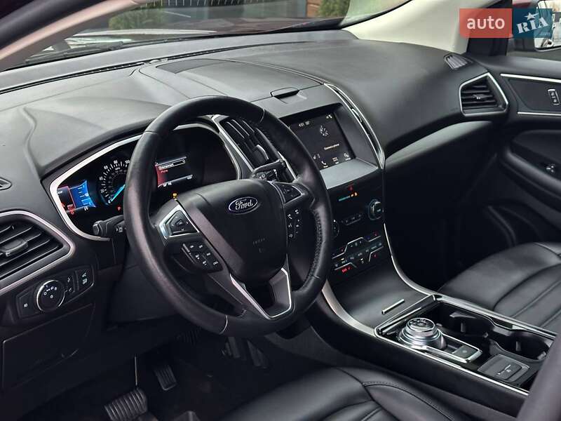 Позашляховик / Кросовер Ford Edge 2019 в Рівному