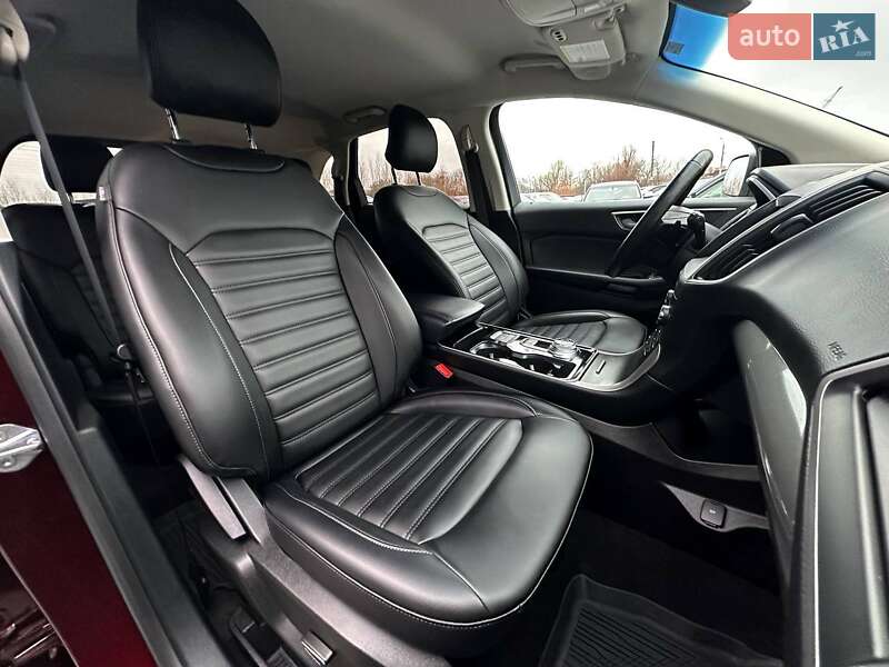Позашляховик / Кросовер Ford Edge 2019 в Рівному