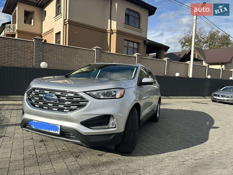 Внедорожник / Кроссовер Ford Edge 2019 в 