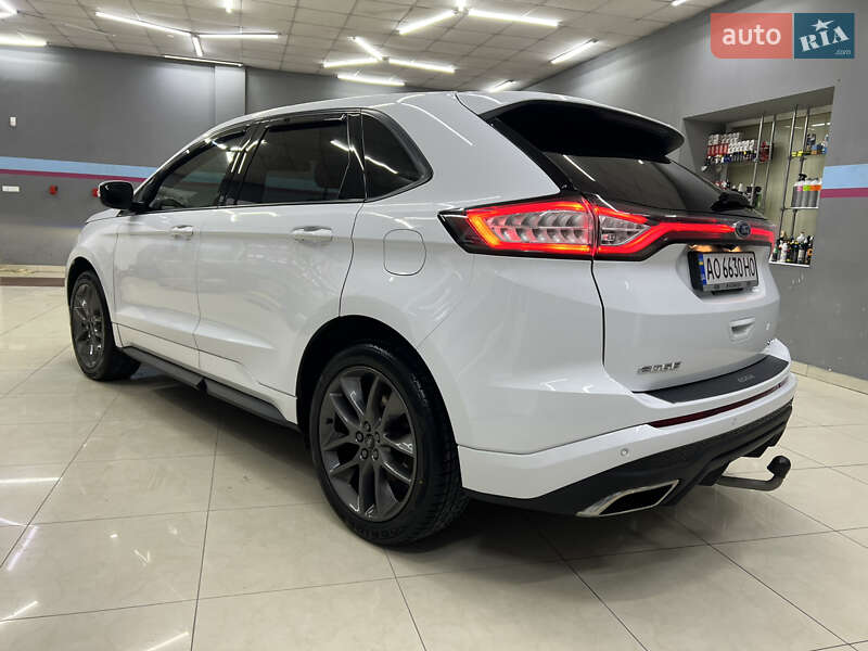 Внедорожник / Кроссовер Ford Edge 2016 в Ужгороде