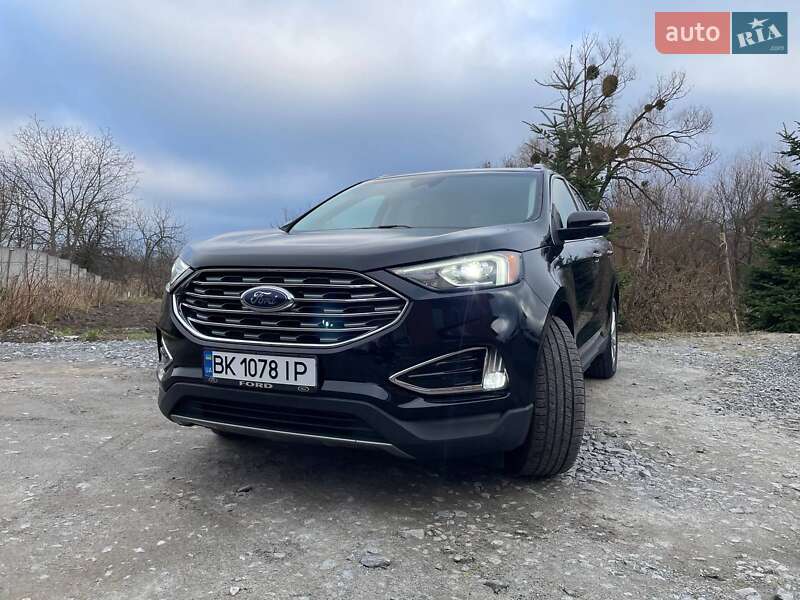 Позашляховик / Кросовер Ford Edge 2019 в Рівному