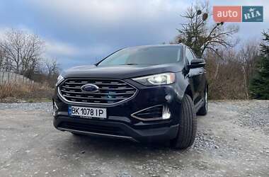 Позашляховик / Кросовер Ford Edge 2019 в Рівному