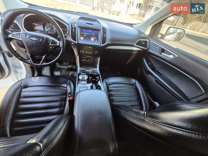 Позашляховик / Кросовер Ford Edge 2020 в Тячеві