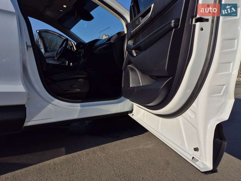 Позашляховик / Кросовер Ford Edge 2020 в Тячеві
