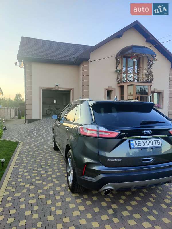 Внедорожник / Кроссовер Ford Edge 2018 в Ивано-Франковске