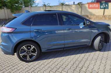 Внедорожник / Кроссовер Ford Edge 2016 в 