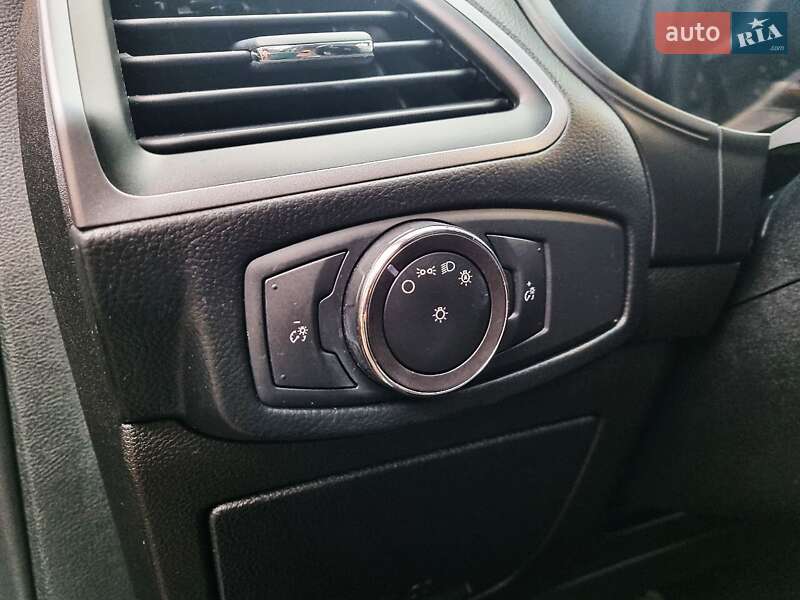 Позашляховик / Кросовер Ford Edge 2018 в Рівному фото 29 Позашляховик / Кросовер Ford Edge 2018 в Рівному
