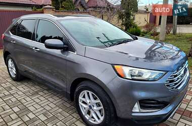 Позашляховик / Кросовер Ford Edge 2021 в 