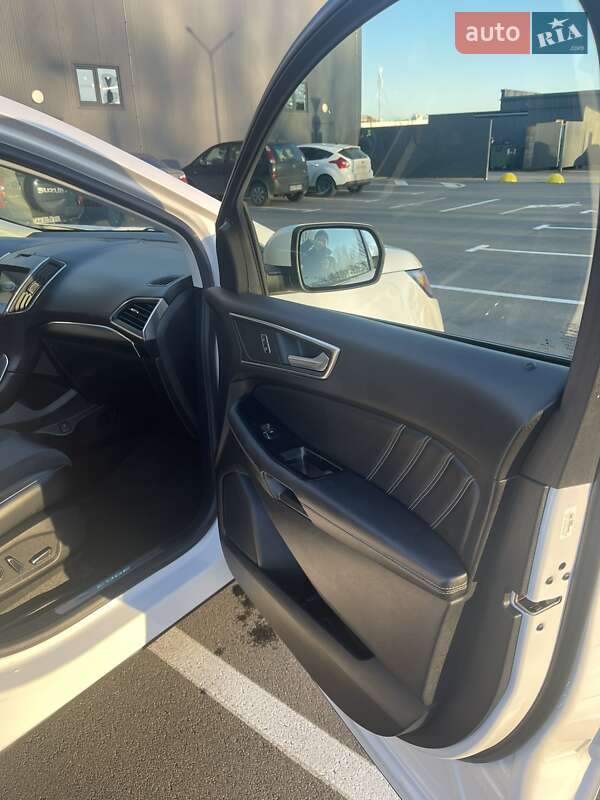 Внедорожник / Кроссовер Ford Edge 2016 в Киеве