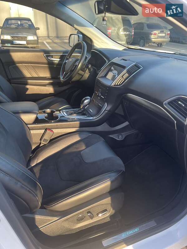 Внедорожник / Кроссовер Ford Edge 2016 в Киеве