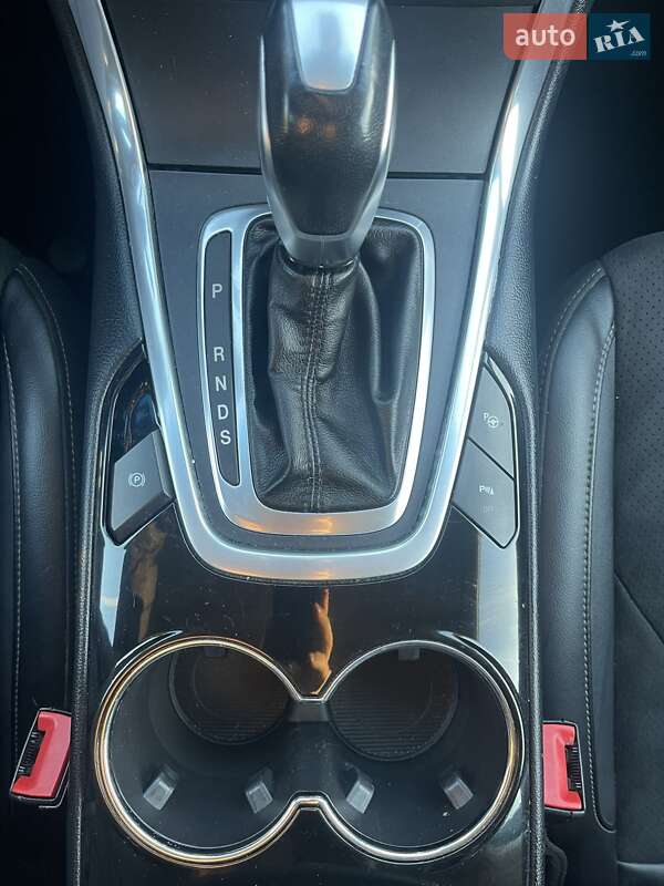 Внедорожник / Кроссовер Ford Edge 2016 в Киеве