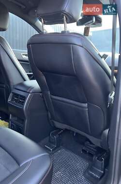 Внедорожник / Кроссовер Ford Edge 2020 в 