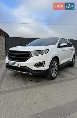 Позашляховик / Кросовер Ford Edge 2016 в 