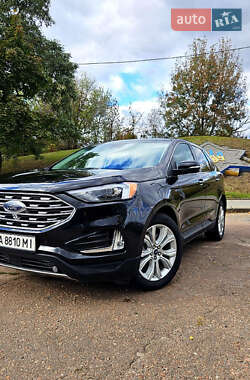 Внедорожник / Кроссовер Ford Edge 2018 в 