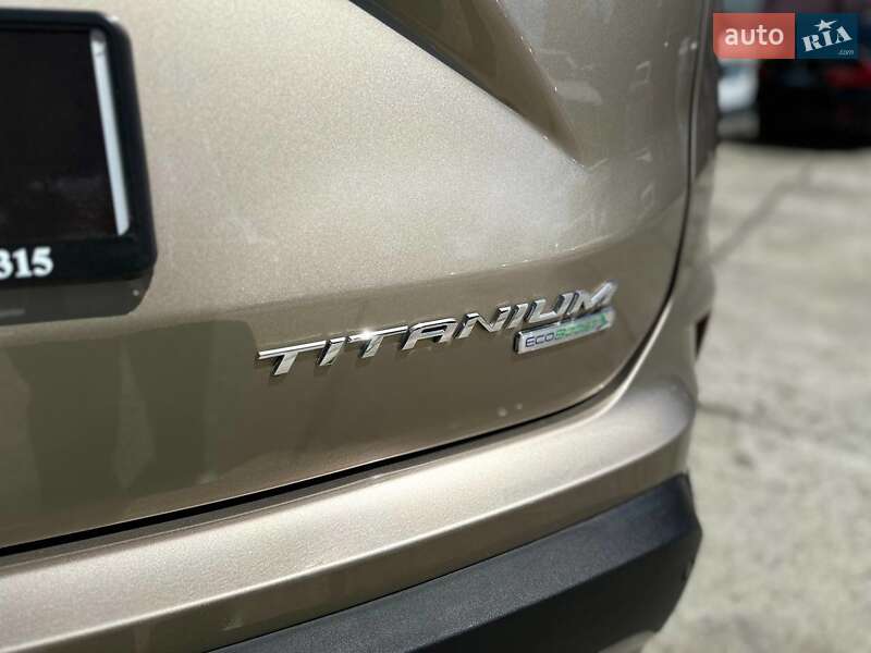 Позашляховик / Кросовер Ford Edge 2020 в Чернівцях