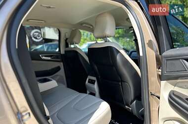 Внедорожник / Кроссовер Ford Edge 2020 в 