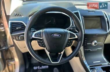 Внедорожник / Кроссовер Ford Edge 2020 в 