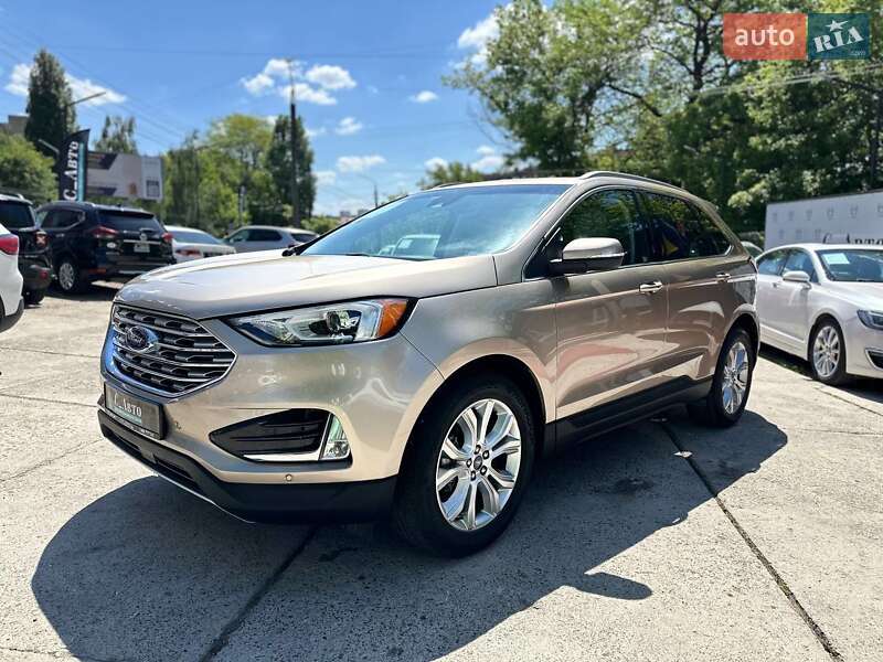 Позашляховик / Кросовер Ford Edge 2020 в Чернівцях