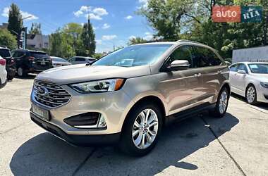 Внедорожник / Кроссовер Ford Edge 2020 в 