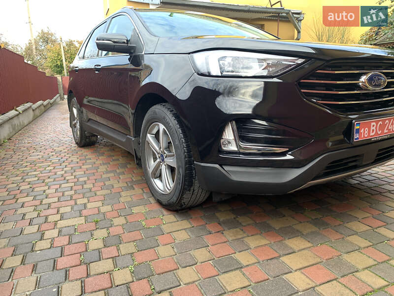 Внедорожник / Кроссовер Ford Edge 2019 в Ровно
