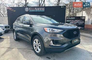 Позашляховик / Кросовер Ford Edge 2019 в Чернівцях