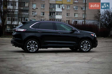 Внедорожник / Кроссовер Ford Edge 2015 в 