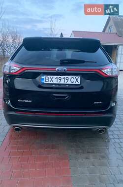 Внедорожник / Кроссовер Ford Edge 2016 в 