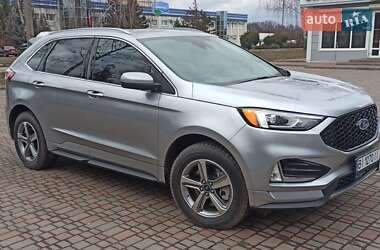 Внедорожник / Кроссовер Ford Edge 2022 в 