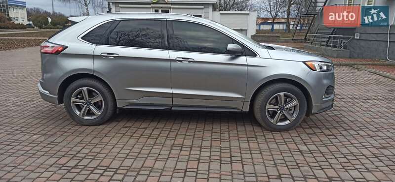 Позашляховик / Кросовер Ford Edge 2022 в Лубнах