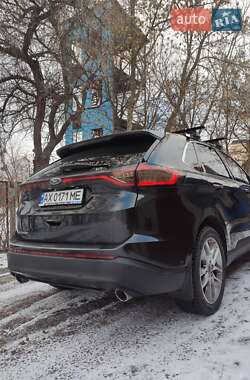 Внедорожник / Кроссовер Ford Edge 2015 в 