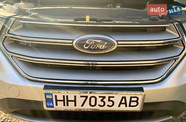 Позашляховик / Кросовер Ford Edge 2016 в Татарбунарах