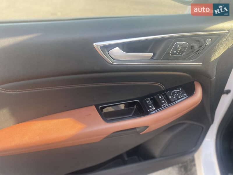 Внедорожник / Кроссовер Ford Edge 2019 в Чернигове