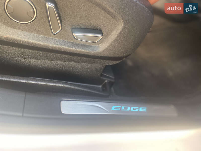 Внедорожник / Кроссовер Ford Edge 2019 в Чернигове