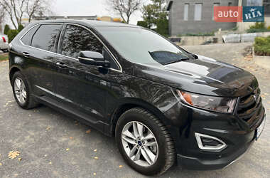 Внедорожник / Кроссовер Ford Edge 2015 в 