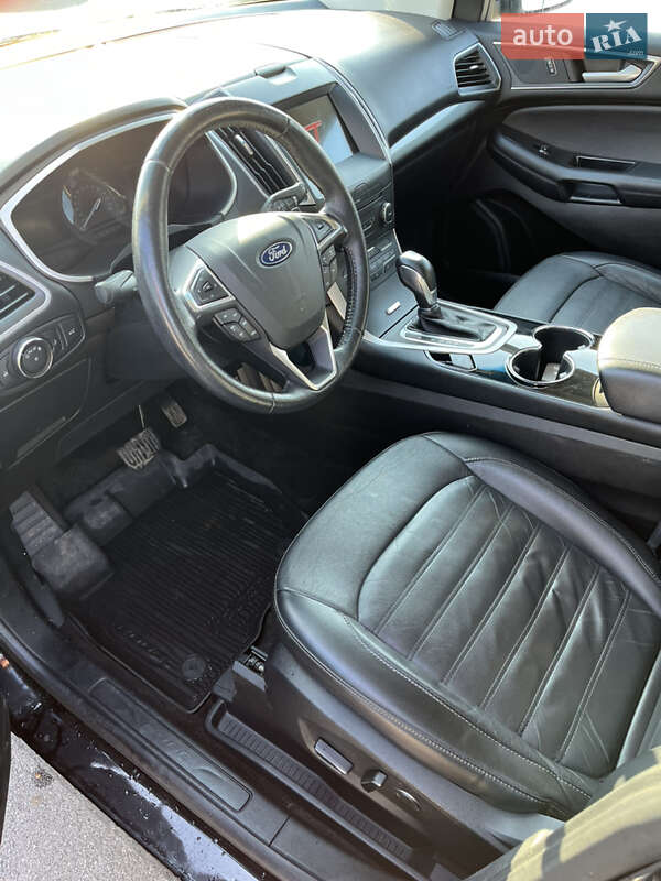 Внедорожник / Кроссовер Ford Edge 2017 в Синельниково